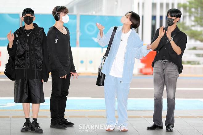 세븐틴 조슈아-버논-정한-도겸 '멋진 네남자'[★포토]