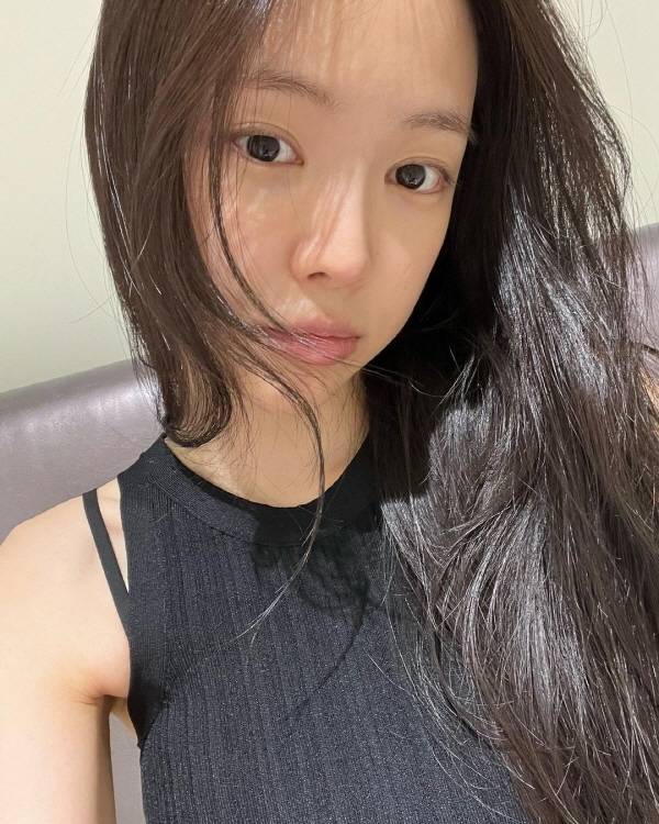 사진=손나은 인스타그램