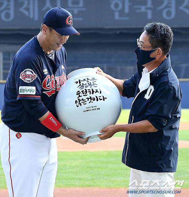 2022 KBO리그 두산 베어스와 롯데 자이언츠의 경기가 28일 잠실구장에서 열렸다. 롯데 이대호. 잠실=박재만 기자 pjm@sportschosun.com/2022.07.28/