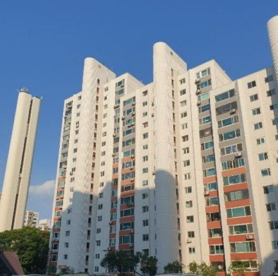 서울 송파구에 있는 아시아선수촌 아파트 단지 전경 지지옥션 제공