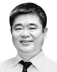 이중근 논설주간