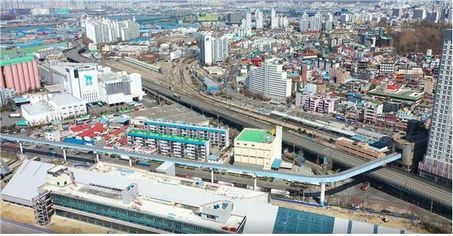 25일부터 철거공사가 진행돼 전면 통제되는 인천 만석우회고가교 전경. 인천시 제공