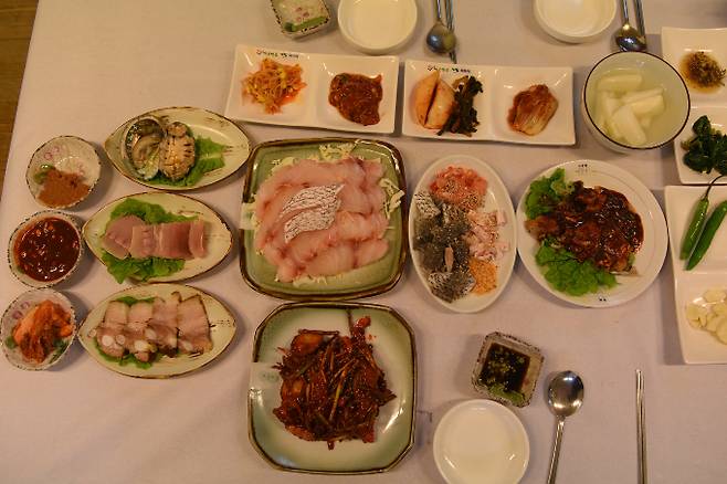 만호유달횟집의 메뉴./사진=다이어리알