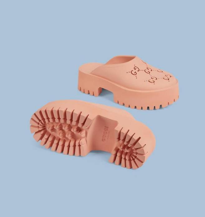 구찌 공식 홈페이지