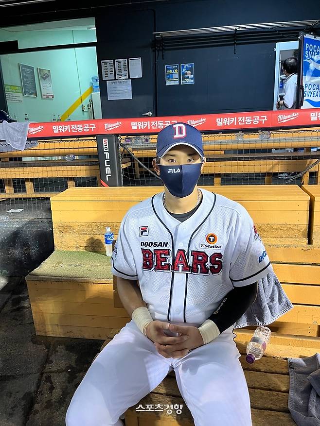 두산 강승호가 12일 잠실 NC전을 마치고 인터뷰하고 있다. 잠실 | 김하진 기자