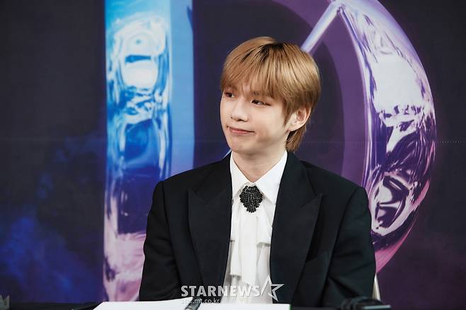 강다니엘 '살짝만 미소 지어도 설레게 해'[★포토]