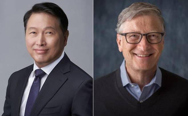 최태원(왼쪽) SK그룹 회장과 마이크로소프트 창업자 빌 게이츠./대한상공회의소 제공