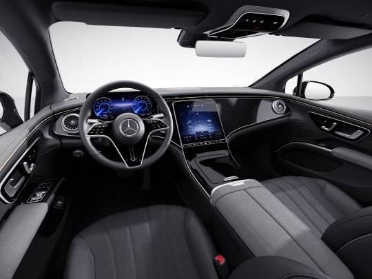 메르세데스 벤츠 EQS 실내. 벤츠코리아 제공