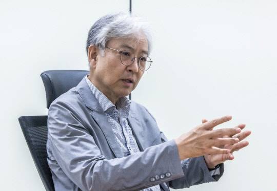 홍성걸 국민대 행정학과 교수. 







박동욱기자 fufus@