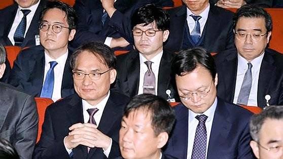 2020년 1월 추미애 법무부 장관 취임식 당시 한동훈 대검 반부패부장이 생각에 잠겨 있는 모습. [연합뉴스]