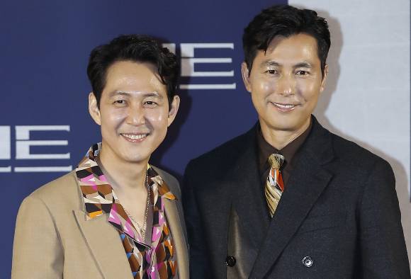 지난 14일 방송된 SBS 예능 '집사부일체'에는 배우 이정재와 정우성이 출연해 브로맨스(남성 간의 친밀하고 깊은 우정을 이르는 말)를 선보였다./사진=뉴스1