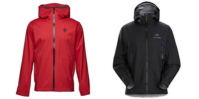 내수압 10,000mm의 기능성을 갖춘 재킷과 고어텍스 재킷.