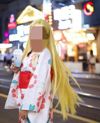 중국 도심에서 한 여성이 일본 전통 의상 기모노를 착용했다는 이유로 공안에 체포됐다. (사진=미국 방송 CNN 캡처)