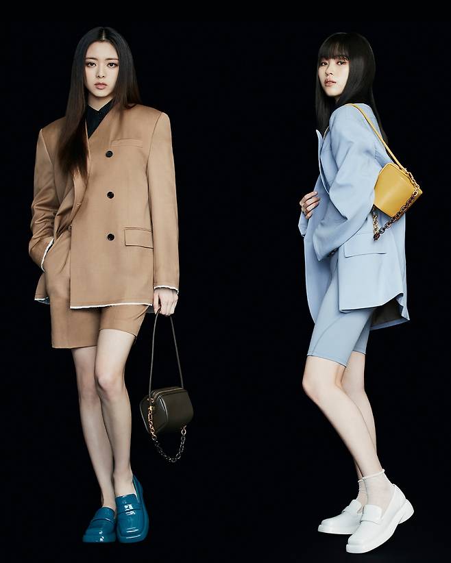 사진 : 찰스앤키스(CHARLES & KEITH), 2022 가을 캠페인 WITH 브랜드 앰버서더 ITZY(있지)