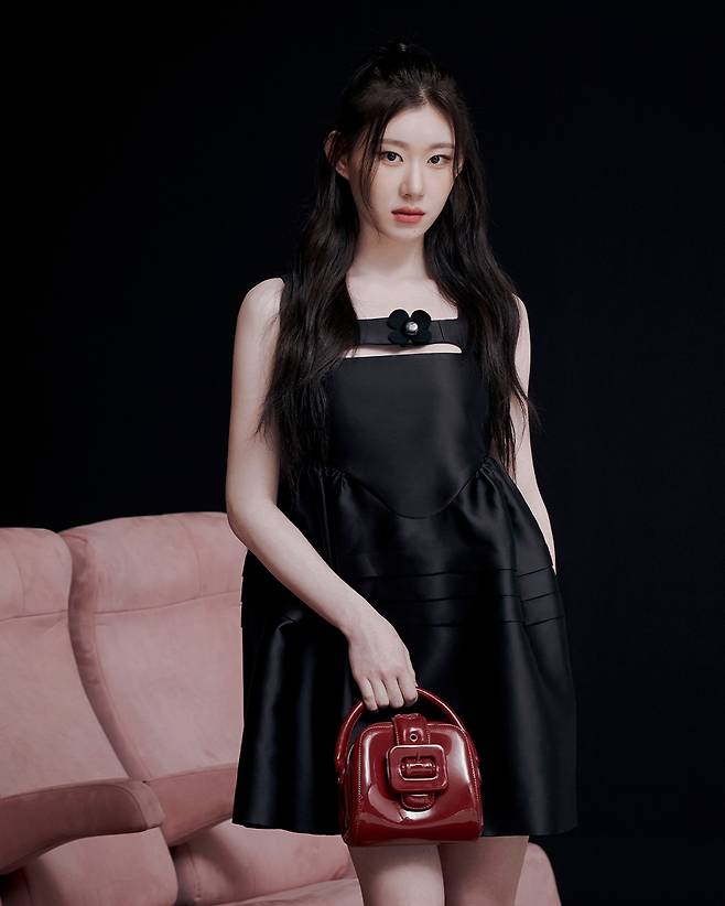 사진 : 찰스앤키스(CHARLES & KEITH), 2022 가을 캠페인 WITH 브랜드 앰버서더 ITZY(있지)