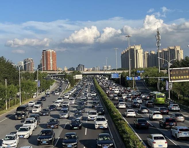 중국 베이징의 도로. /김남희 특파원