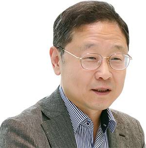 신수정 KT 부사장 겸 엔터프라이즈 부문장 서울대 공학박사, 현 한국메타버스산업협회장,전 SK인포섹 대표이사