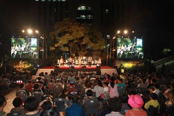 부산에서는 8월 19~20일 문화재 야행이 열린다. '피란수도'를 주제로 한국전쟁 당시 임시 수도 역할을 했던 부산의 역사와 당시부터 이어져온 문화를 감상한다. 사진 부산시