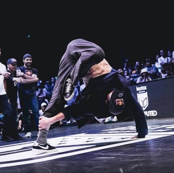 윙 [사진 진조크루]