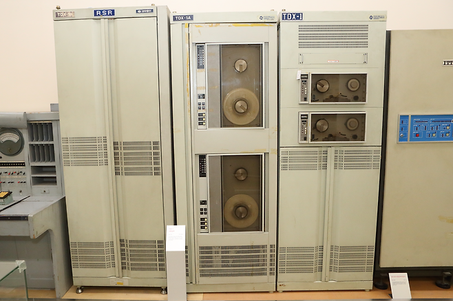 1986년 상용화된 우리나라 독자기술로 만든 전자교환기 ‘TDX-1’