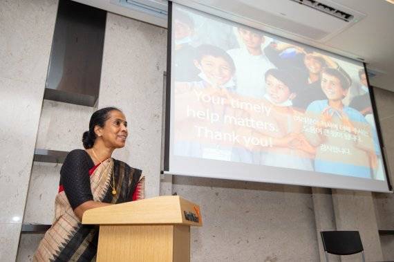 아순타 찰스 아프가니스탄 월드비전 회장이 17일 서울 여의도 월드비전 사옥에서 열린 기자간담회에서 발언하고 있다.