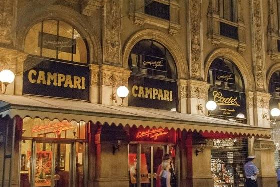 이탈리아 사람들은 식사 전후 칵테일을 즐겨 마신다. 사진 Italy On This Day