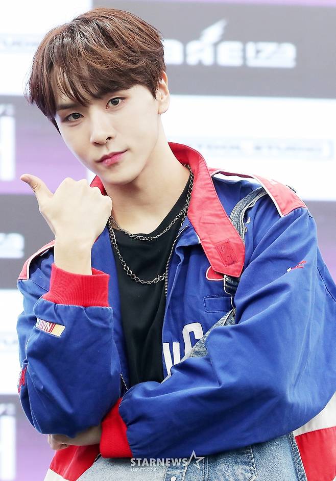 BAE173 유준 '심쿵 눈빛'[★포토]