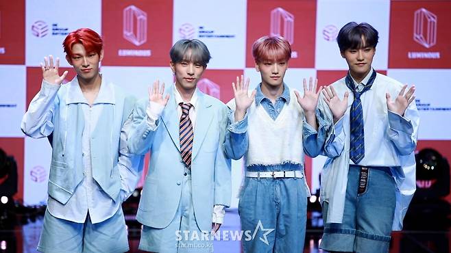 '청량함 한 스푼 더 했다' 루미너스(LUMINOUS) 쇼케이스 포토타임 현장 [영상]