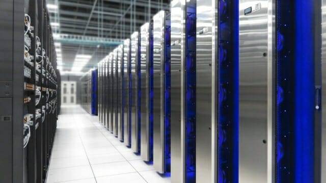 테슬라 슈퍼컴퓨터의 모습 (사진=팀 자만 트위터)