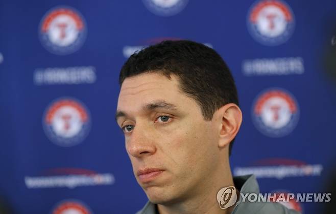 경질된 MLB 텍사스 레인저스 존 대니얼스 야구 운영 부문 사장  [AP=연합뉴스 자료사진]