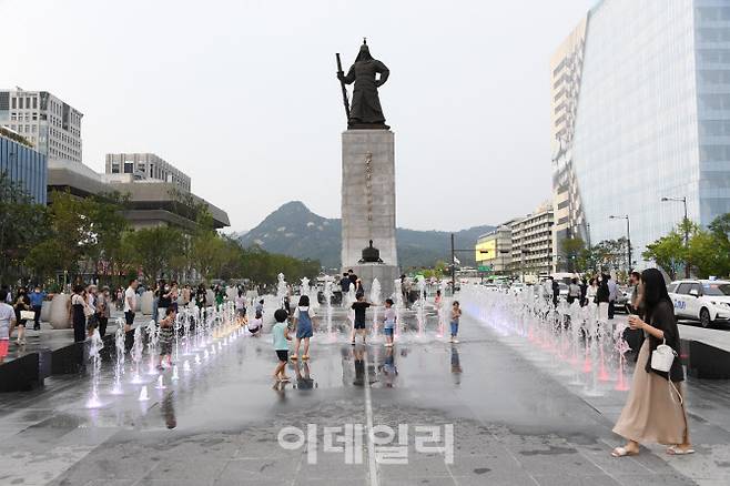 광화문 이순신장군상 모습(사진=서울시)