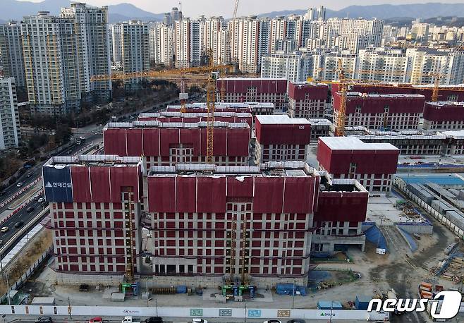 대전과 충남의 주택시장은 6,7월에 이어 이달에도 침체국면을 맞을 것으로 전망됐다.ⓒ News1 김기태 기자