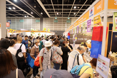 ‘2022홍콩푸드엑스포에 참가한 한국식품 부스, 방문객으로 인산인해를 이루고 있다.