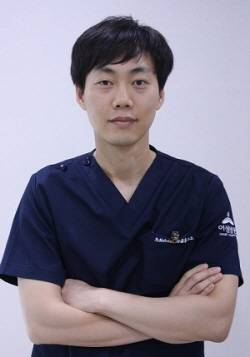이샘병원 소화기내과 박철홍 원장