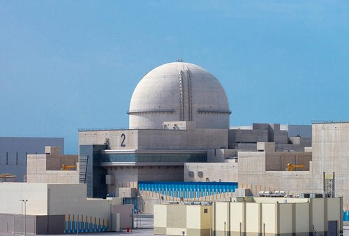 아랍에미리트(UAE) 원전산업의 주 계약자인 한국전력과 UAE원자력공사(ENEC)는 UAE 바라카 원전 2호기의 상업 운전을 시작했다고 24일(현지시간) 밝혔다. 사진은 UAE 바라카 원전 2호기. [한국전력 제공]