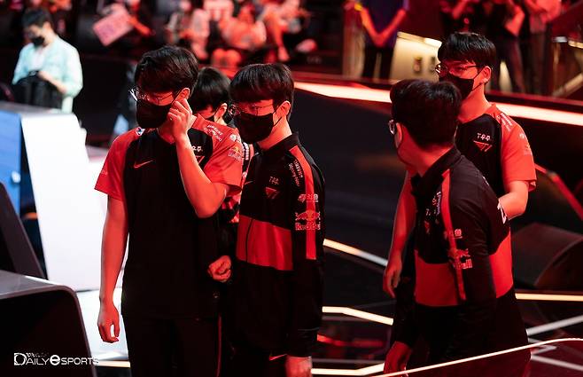 짝수 해 서머 징크스를 깬 T1.