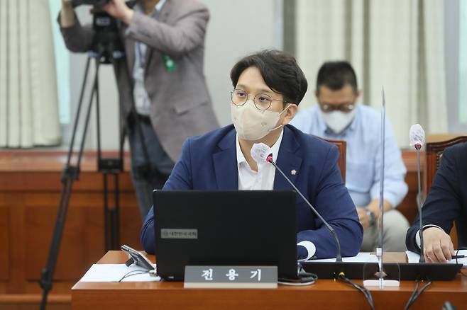 더불어민주당 전용기 의원 [더불어민주당 전용기 의원실 제공. 재판매 및 DB 금지]