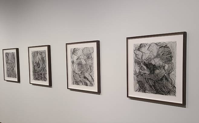 (서울=연합뉴스) 김준억 기자 = 페이스갤러리 서울에서 개최하는 아드리안 게니 개인전 전경. 2022.8.30.