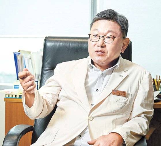 조양선 삼성서울병원 이비인후과 교수는 “말초성 안면신경마비인 벨 마비는 특별한 예방법이 없기 때문에 조기 치료가 매우 중요하다”고 강조했다. 김동하 객원기자