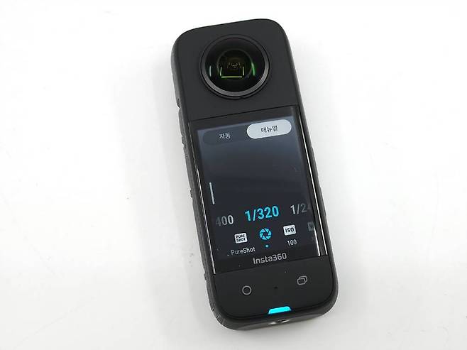 인스타360 X3. 출처 = IT동아