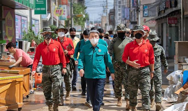 포항 수해 현장 찾은 이종섭 국방부 장관 [국방부 제공. 재판매 및 DB 금지]