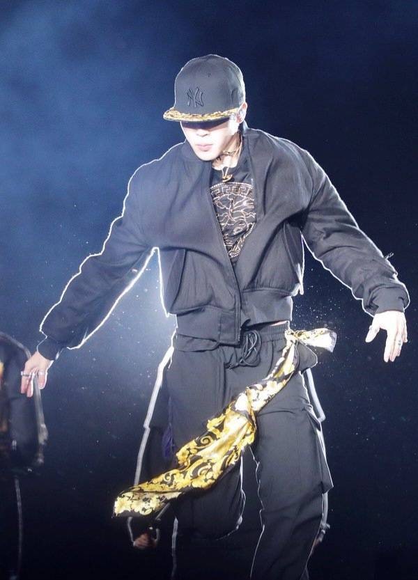 방탄소년단 지민, 'K팝 톱100 댄서' 1위..11관왕 '춤의 제왕'