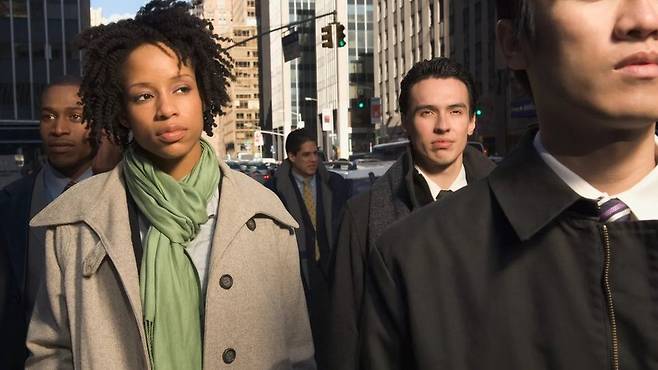 하이티즘은 여성에게도 영향을 미칠 수 있다. 특히 키가 큰 여성은 '위협적인' 존재로 인식될 수 있기 때문이다