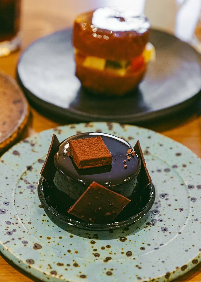 초콜릿 디저트의 정점을 경험할 수 있는 나카타니테이, 그리고 대표 메뉴인 카라이브