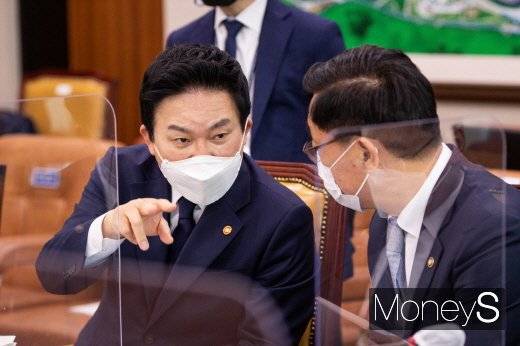 국회입법조사처는 '2022년 국토교통위원회 국정감사 이슈 분석'을 통해 국토교통위원회에서 다뤄질 주요 이슈 54건을 분석했다. /사진=임한별 기자