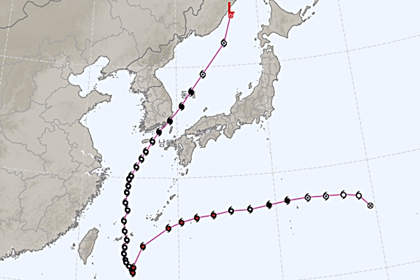 지난 6일 영남으로 상륙한 제11호 태풍 ‘힌남노’의 이동 경로를 나타낸 기상청 홈페이지 자료. 올해 유일하게 한반도로 상륙한 태풍으로 기록됐다. ‘힌남노’는 일본 남쪽 해상에서 발생해 서진하던 중 급격하게 북동진으로 방향을 틀어 한반도 동남부를 직격했다. 기상청 홈페이지