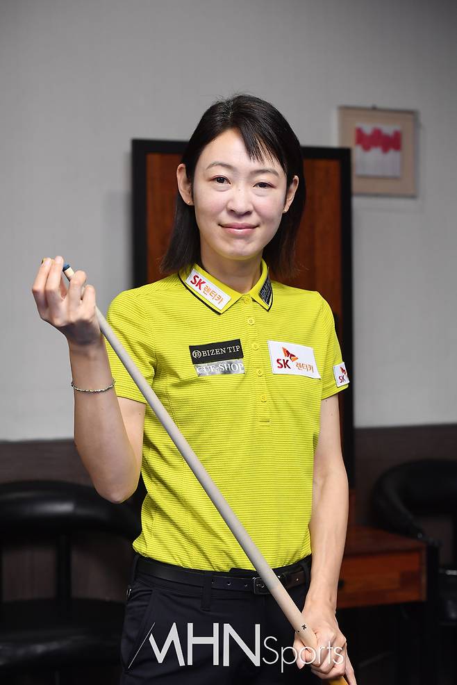 인터뷰에 앞서 포즈를 취하고 있는 히다 오리에ⓒMHN스포츠 이현지 기자