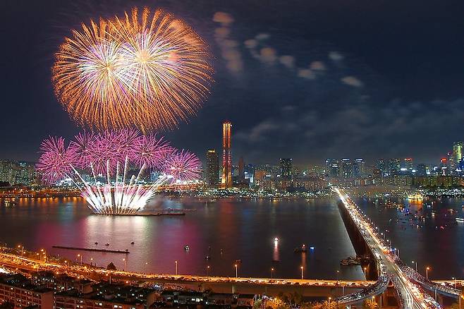 서울세계불꽃축제 [한화생명 제공. 재판매 및 DB 금지] photo@yna.co.kr