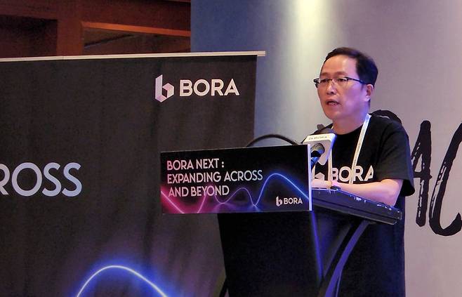 발언하는 조계현 카카오게임즈 대표 조계현 카카오게임즈 대표가 8월 8일 서울 강남구 그랜드인터컨티넨탈 서울 파르나스에서 열린 '보라 넥스트(NEXT)' 간담회에서 발언하고 있다. [연합뉴스 자료사진]