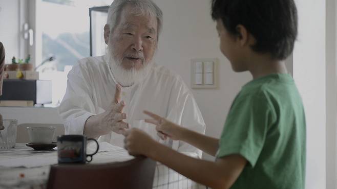 다큐멘터리 영화 '물방울을 그리는 남자' [영화사 진진 제공. 재판매 및 DB 금지]